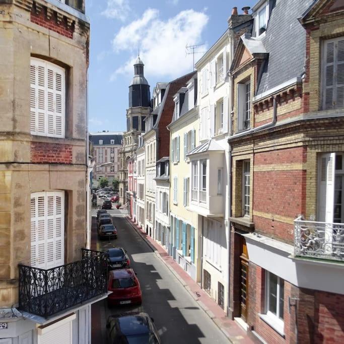 Au Coeur De Trouville. Appartement De 3 Pieces. Екстер'єр фото